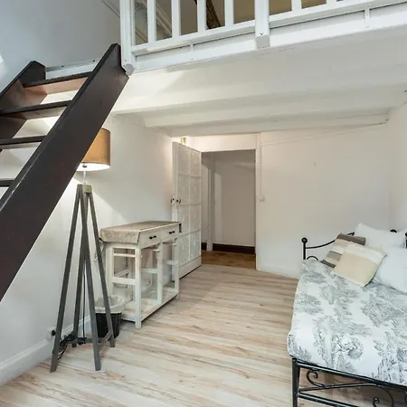 L'oustaria 3 Bedrooms Apartment, Old Town Nice