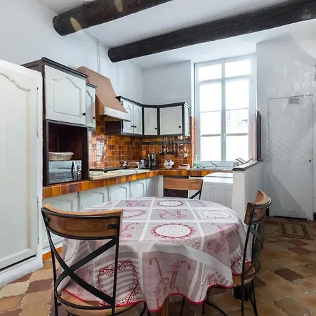 L'oustaria 3 Bedrooms Apartment, Old Town Apartment Nice