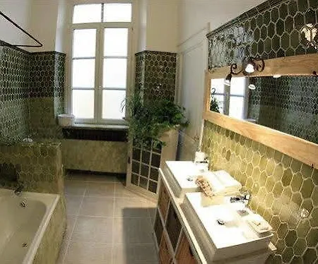 L'oustaria 3 Bedrooms Apartment, Old Town Apartment