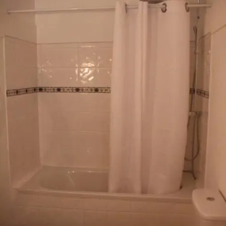 Apartment L'oustaria 3 Bedrooms Apartment, Old Town